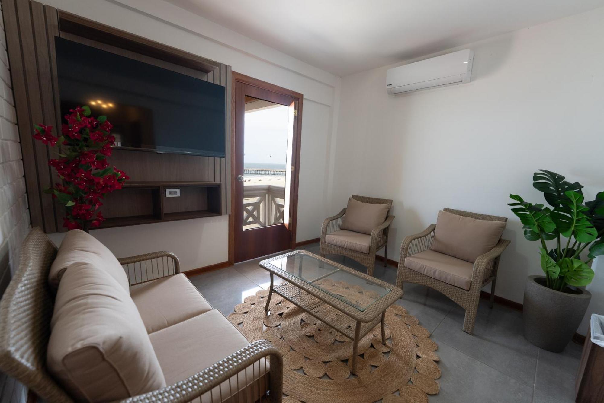 La Estacion Gran Hotel パカズマヨ エクステリア 写真